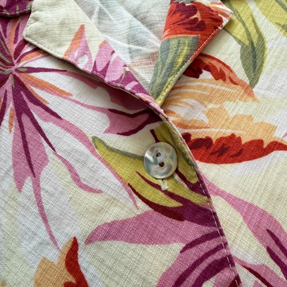 Vintage Tommy Bahama Tie Front Shirt Womens M Pink Floral Silk Tropical Beach - Picture 3 of 7